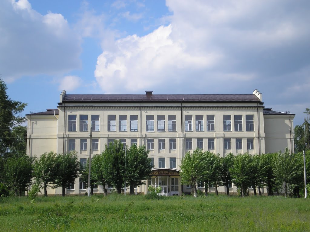 Школа №4 (бывшая №21), Зверево