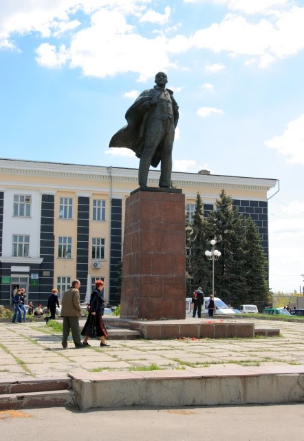 Памятник В.И. Ленину, Новошахтинск