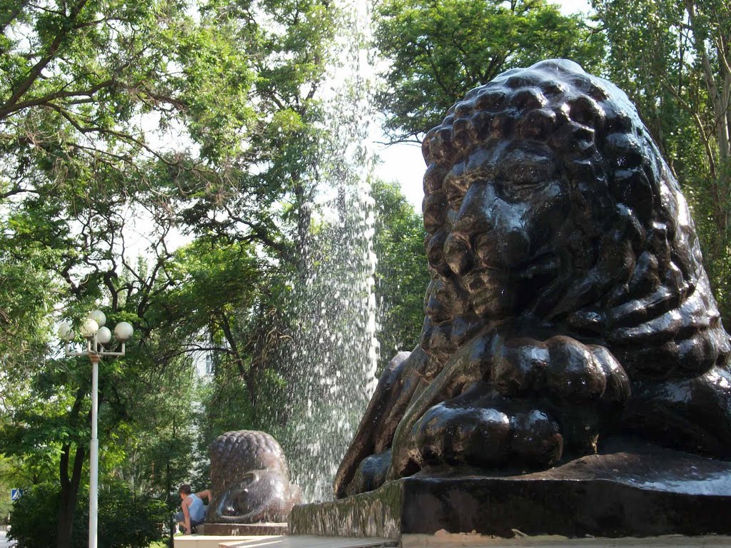 Фонтан с львами на площади Советов, Ростов-на-Дону / Fountain with lions in Councils Square, Rostov-on-Don, Ростов-на-Дону