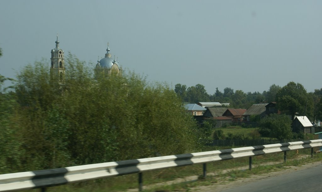 View on the Church.Road, Гусь Железный