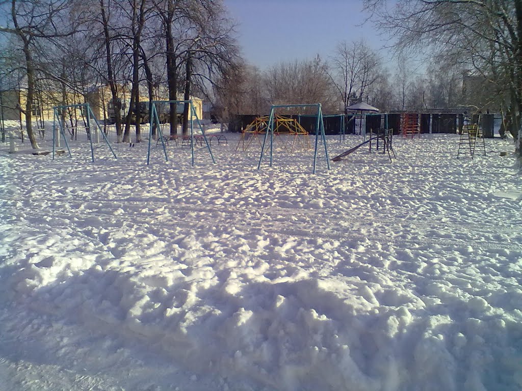 Двор школы №2, зима 2012, Сасово