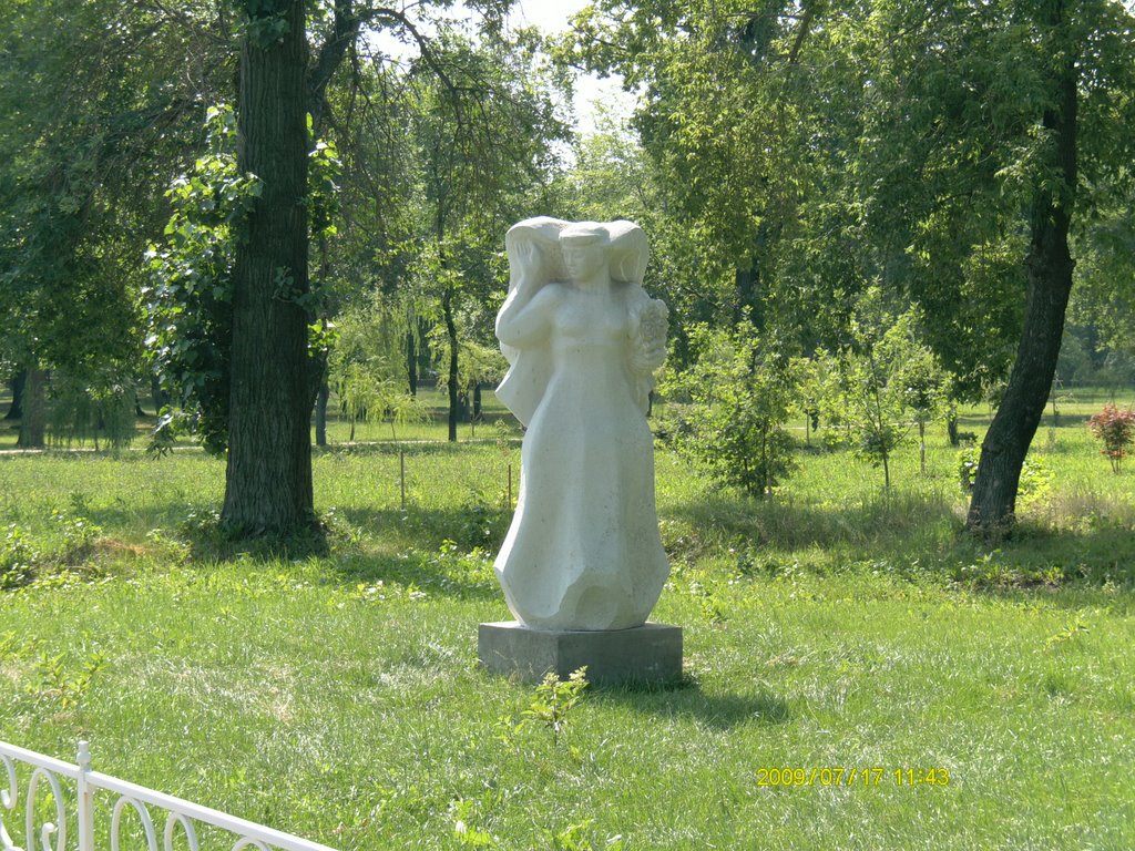 Скульптура № 3, Новокуйбышевск
