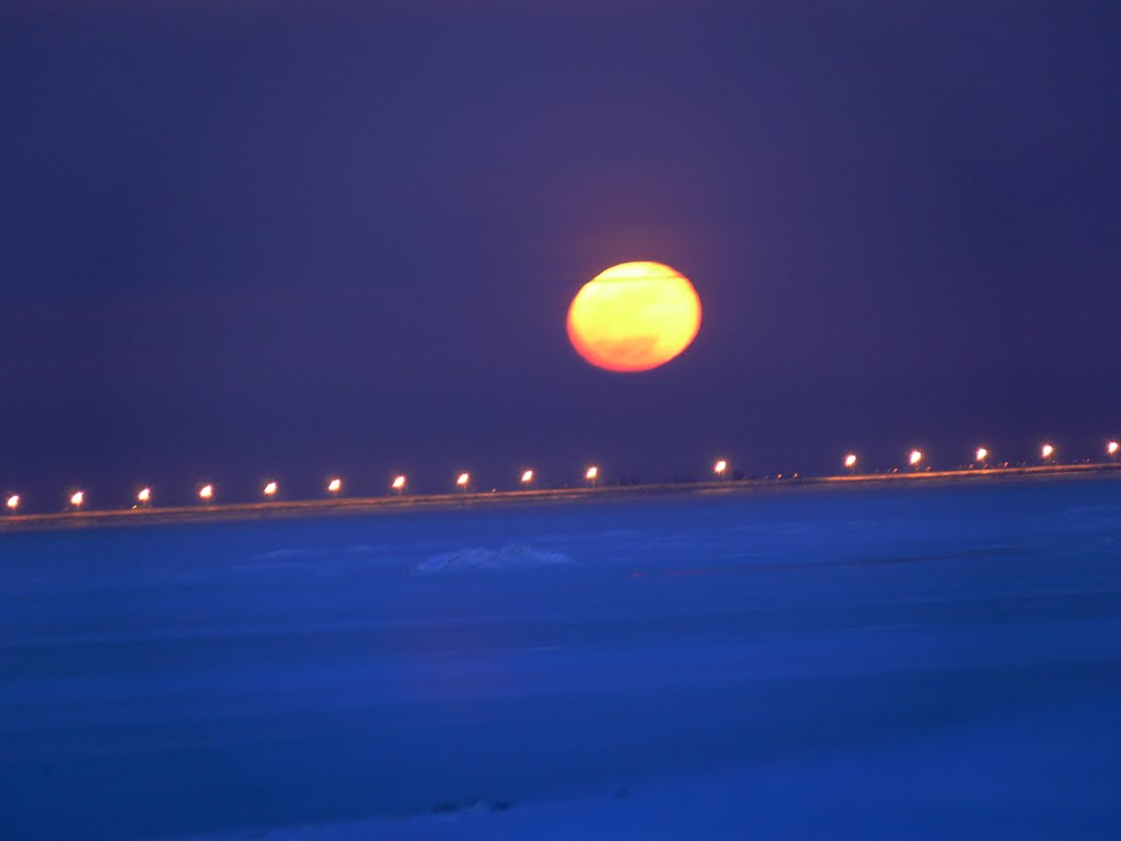 Восход полной Луны  8 марта 2012 года, Большая Ижора