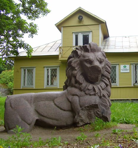 Lion of Viipuri in Monrepo park, Выборг