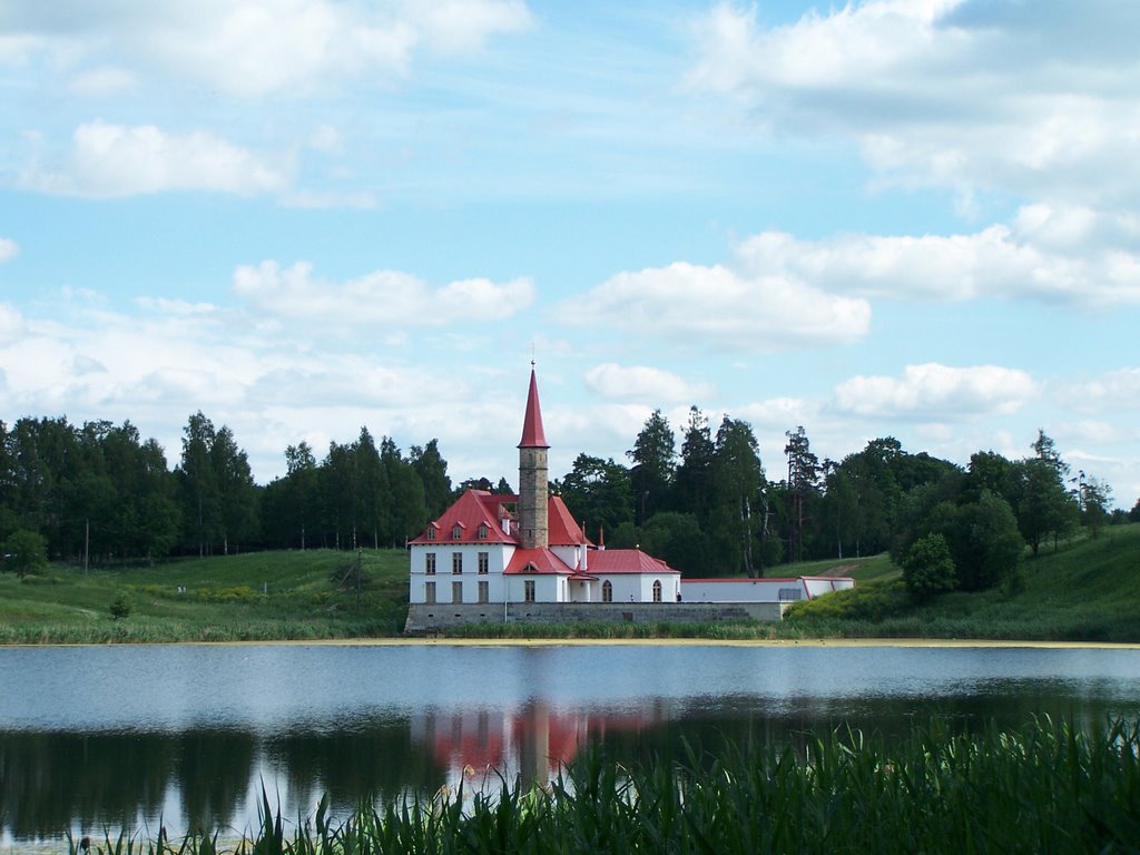 Gatchina - Prioratsky Palace, view from the lake, Гатчина