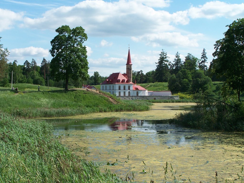 Gatchina - Prioratsky Palace, view from the other shore, Гатчина