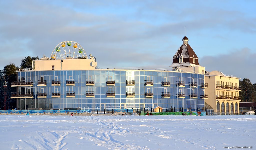 ЗЕЛЕНОГОРСК. Прибрежный отель. / Zelenogorsk. Waterfront hotel., Зеленогорск