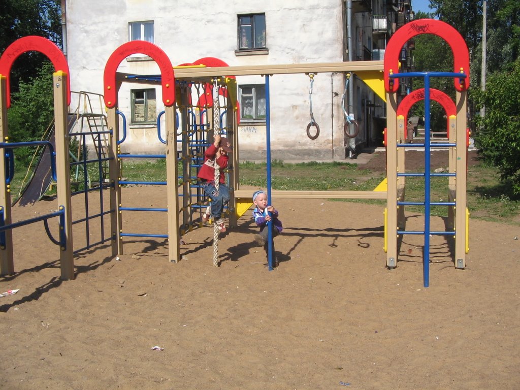 детская площадка, Кингисепп