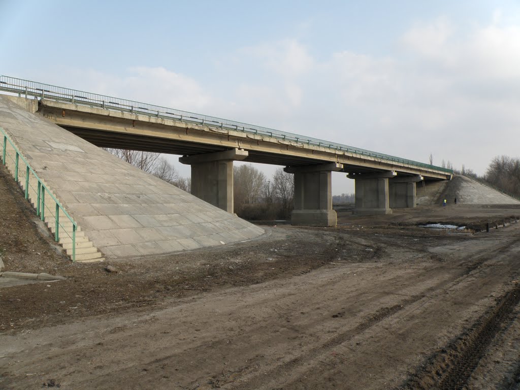 Мост ч/р Осередь на 670 км ДОН, Павловск