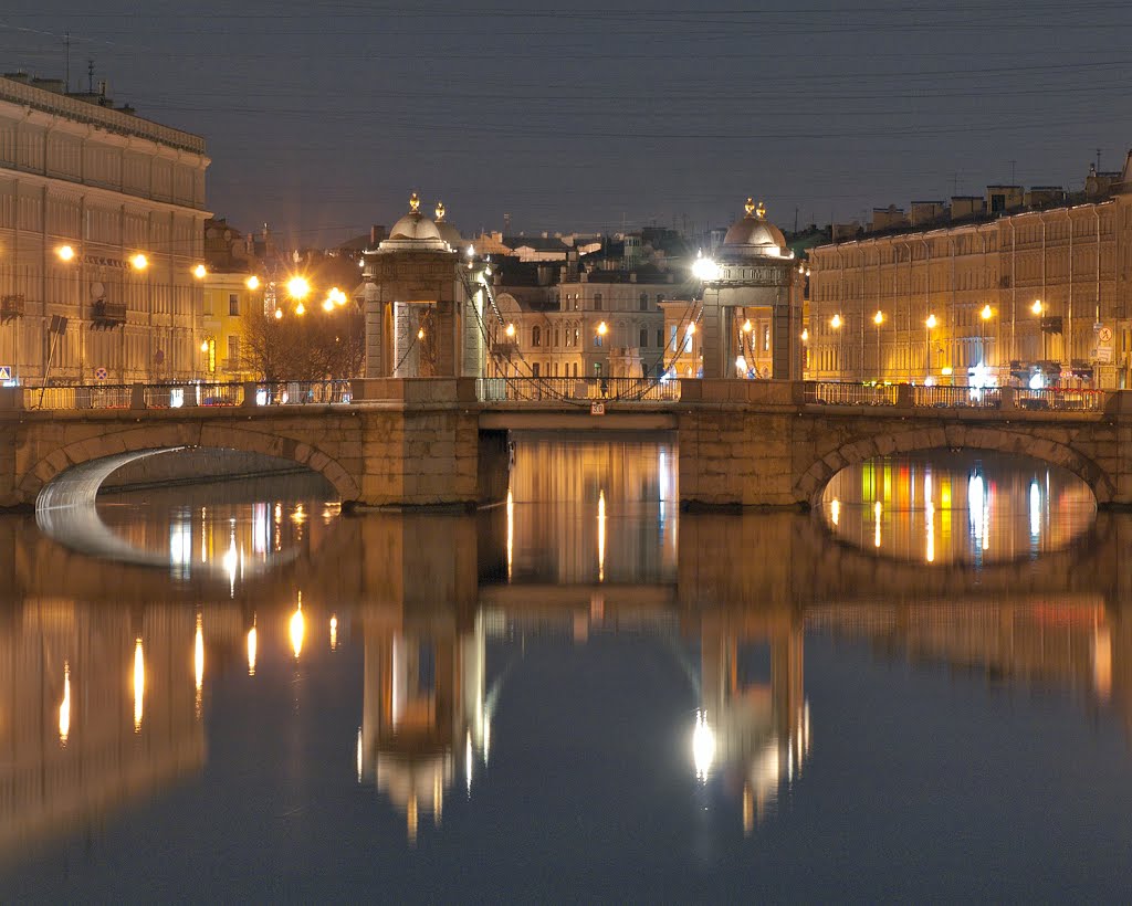 Река Фонтанка. Вид на мост Ломоносова. Fontanka river. View of the bridge named after Lomonosov., Санкт-Петербург