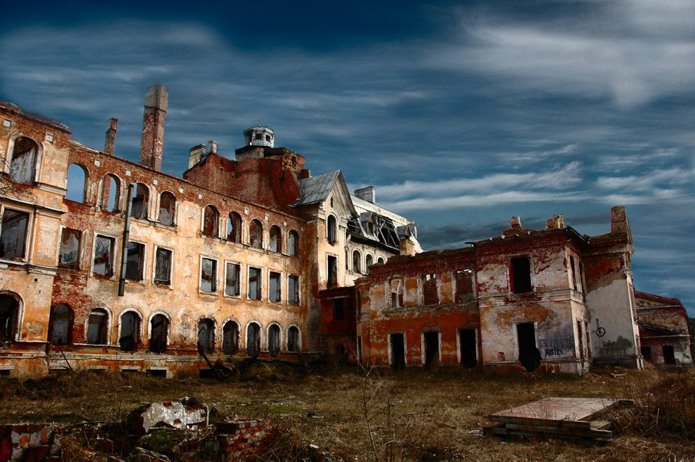Ruins in Sestroretsk, Сестрорецк