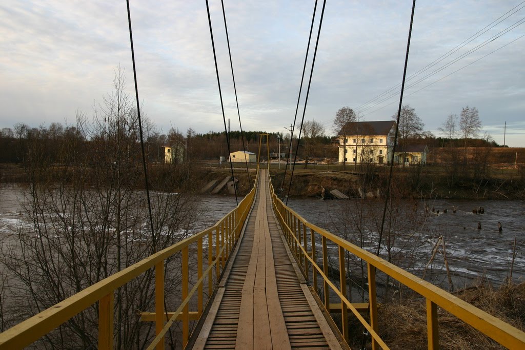 Подвесной мост, Тихвин