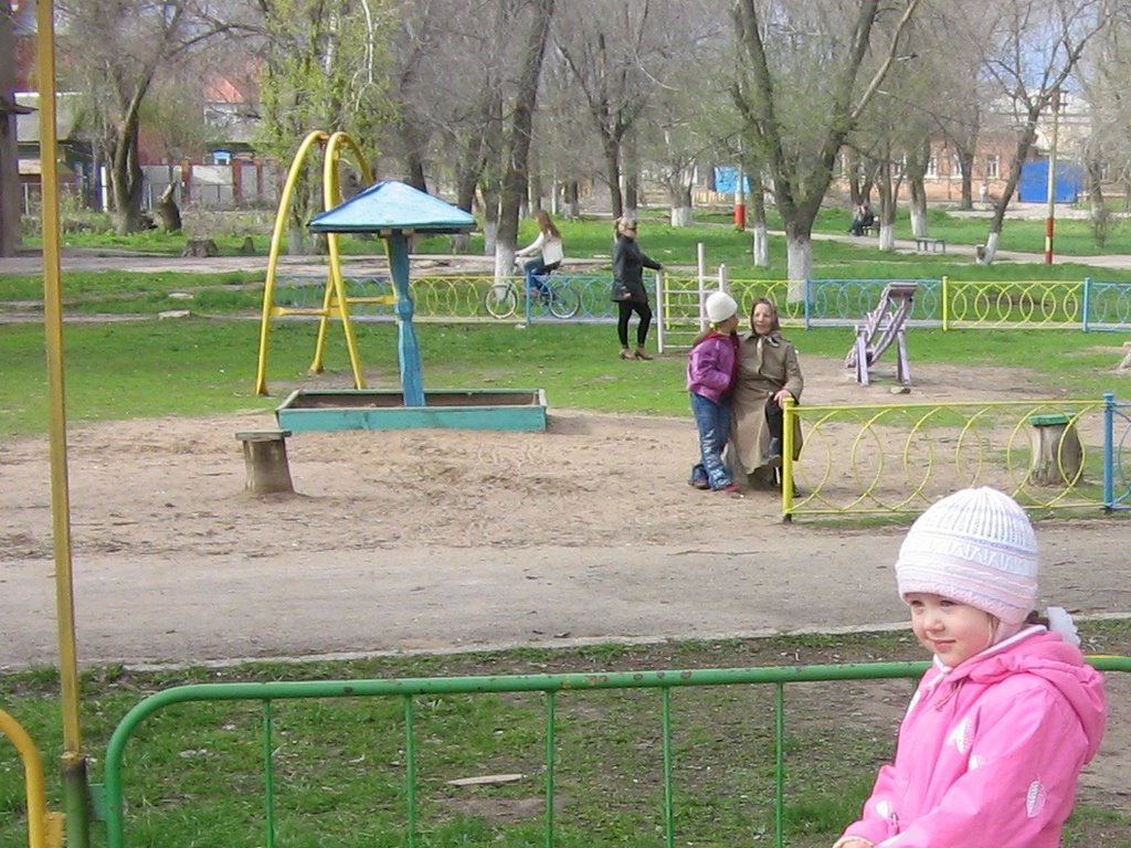в детском парке, Балаково