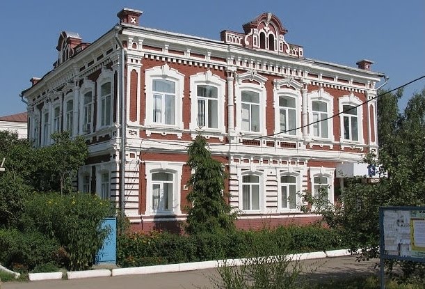 Самое красивое здание Калининска, Калининск