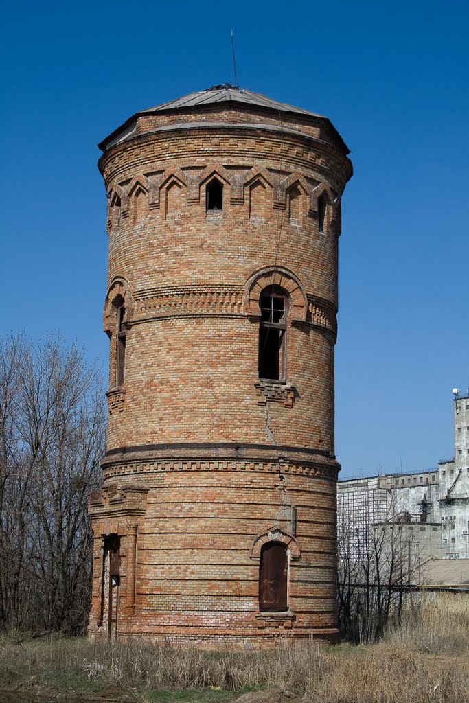 Old Water Tower, Мокроус