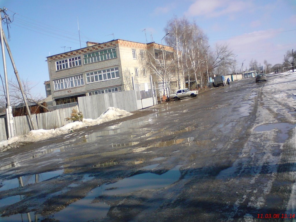 Улица Володарского, рядом с городским рынком, Петровск