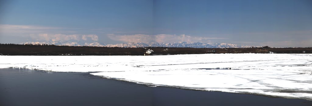 Река Ясачная перед ледоходом, Зырянка
