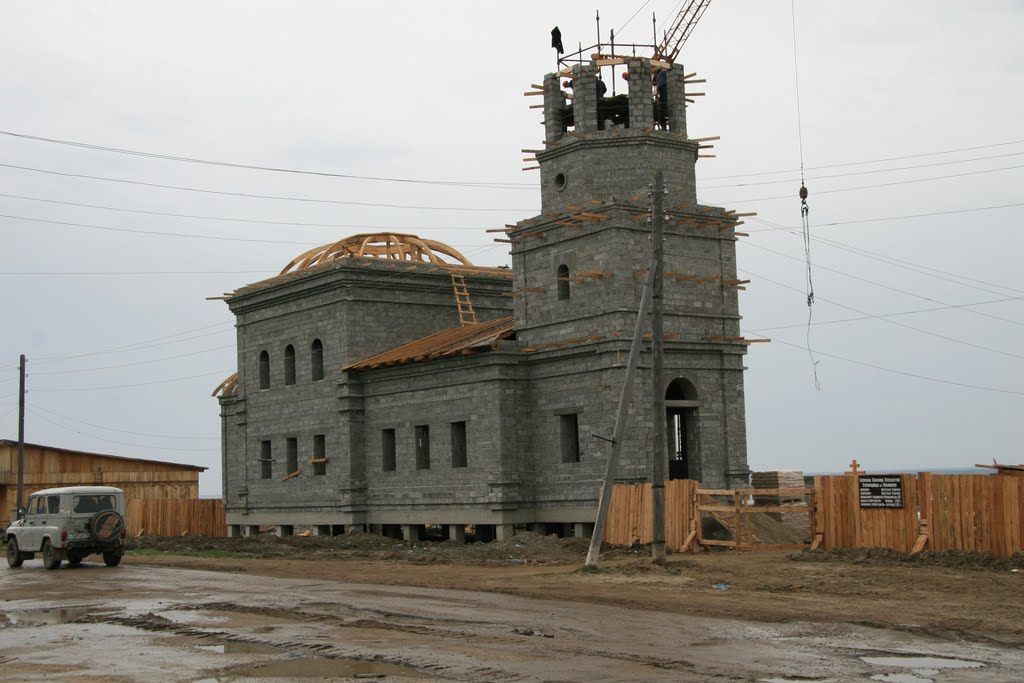 Pokrovsk - stavba kostela, Rusko, Покровск
