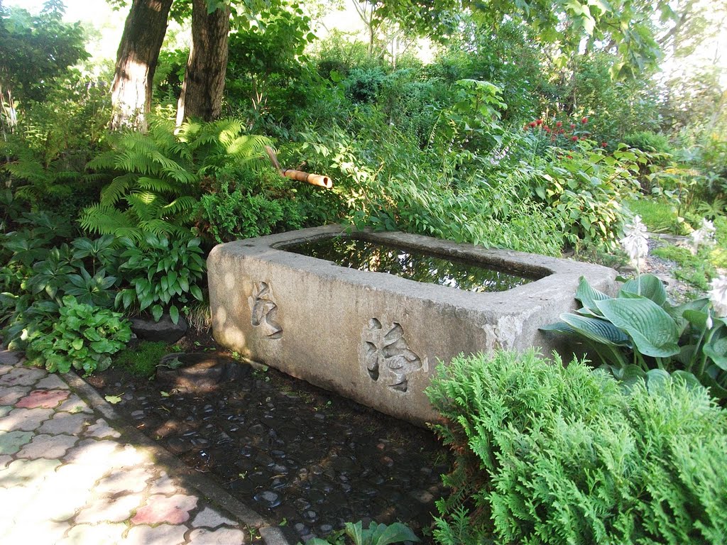 ванна от Синтоиского храма, Холмск