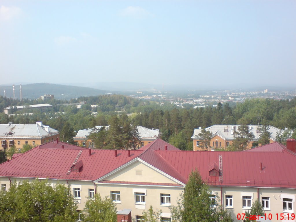 Вид на город с ЦГБ, Новоуральск