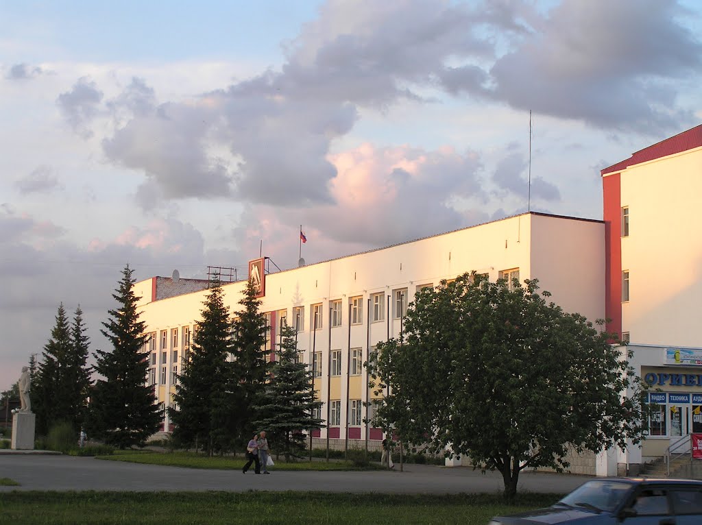 Здание администрации города, Красноуфимск