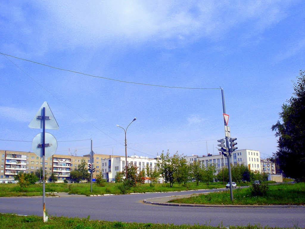 Перекресток улиц Строителей - Луначарского, Кушва