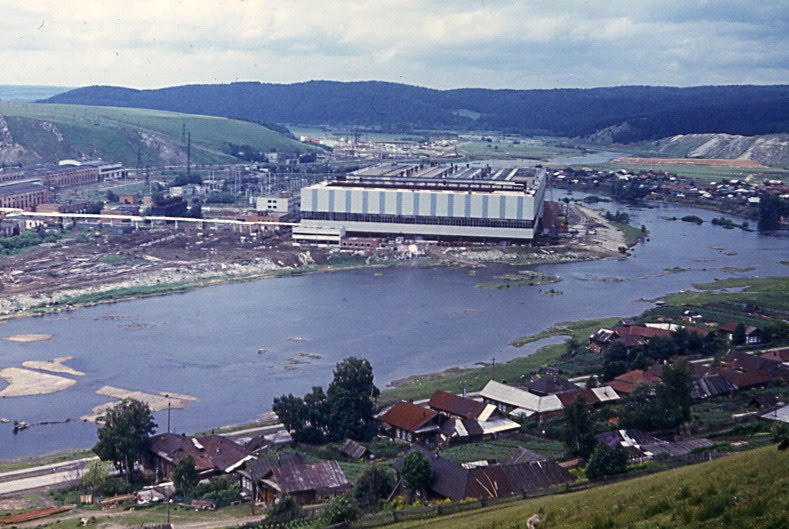 Свердловская область Нижнесергинский район Михайловск Церковь Михаила Архангела