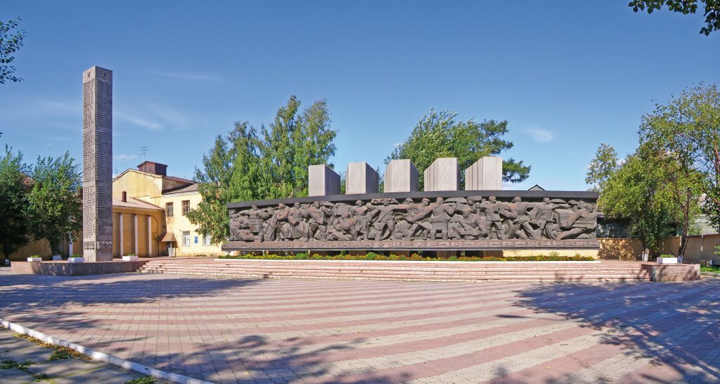 Монумент воинам - железнодорожникам, Нижний Тагил