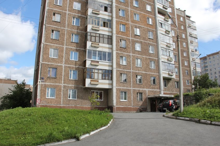 Бульвар Юности 1, июль 2011., Первоуральск