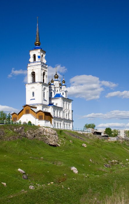 Храм имени Святых Петра и Павла, Североуральск