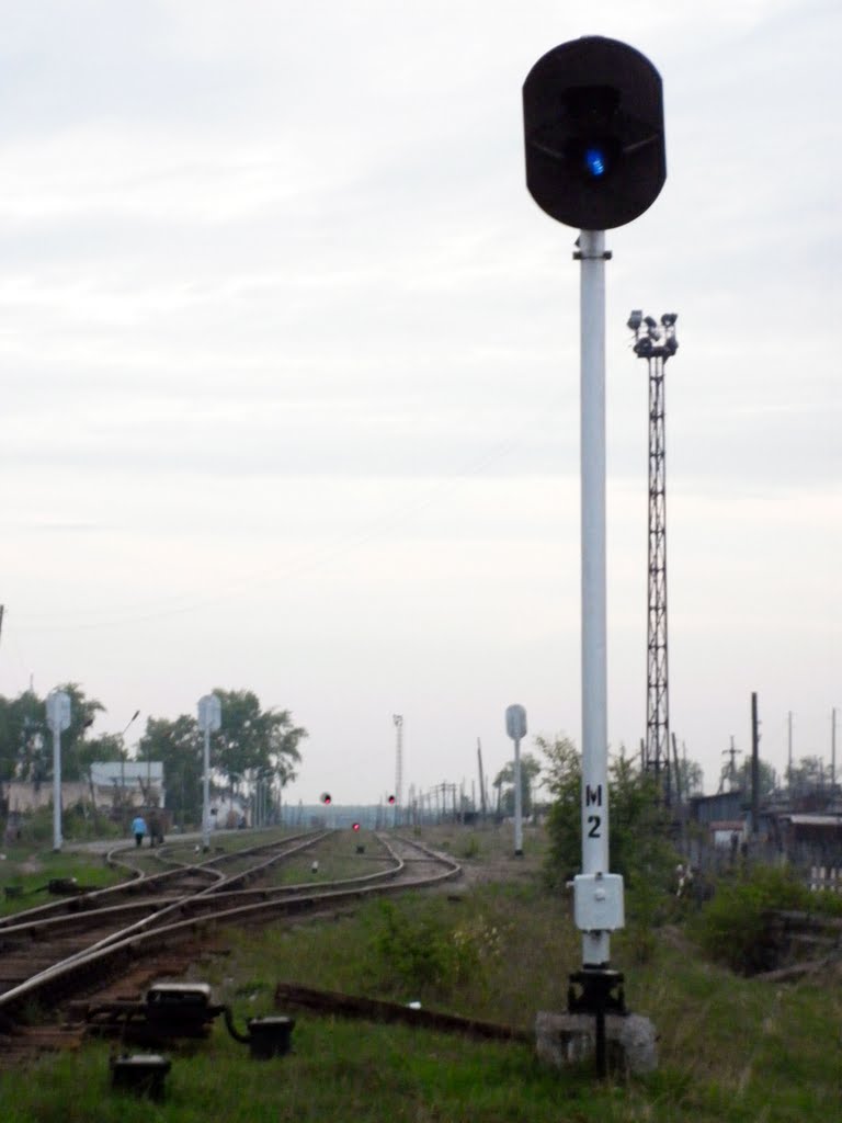 Semaphore at station, Североуральск