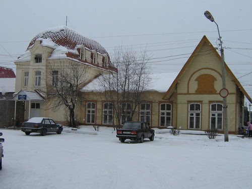 Железнодорожный вокзал г. Серов, Серов