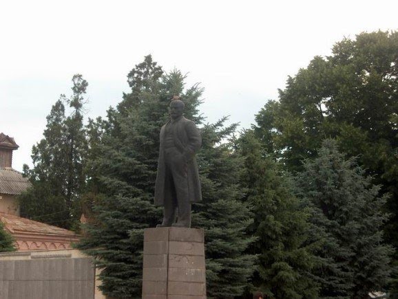 Памятник Ленину, Ардон