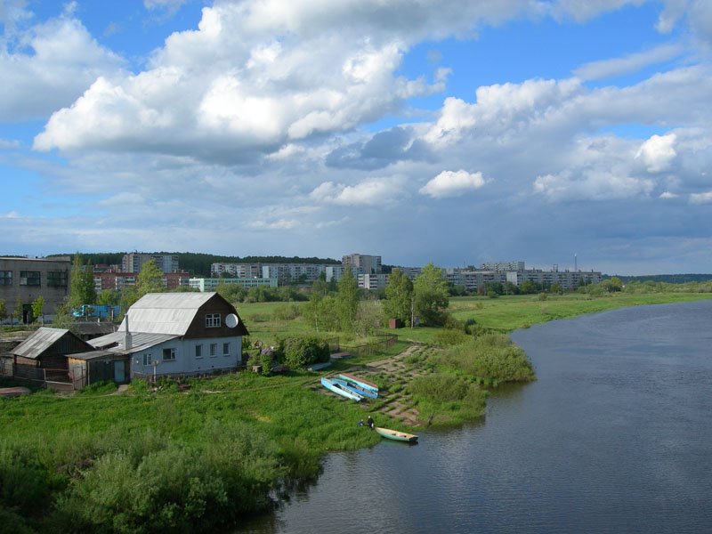 Вид на микрорайон со старого моста, Дорогобуж