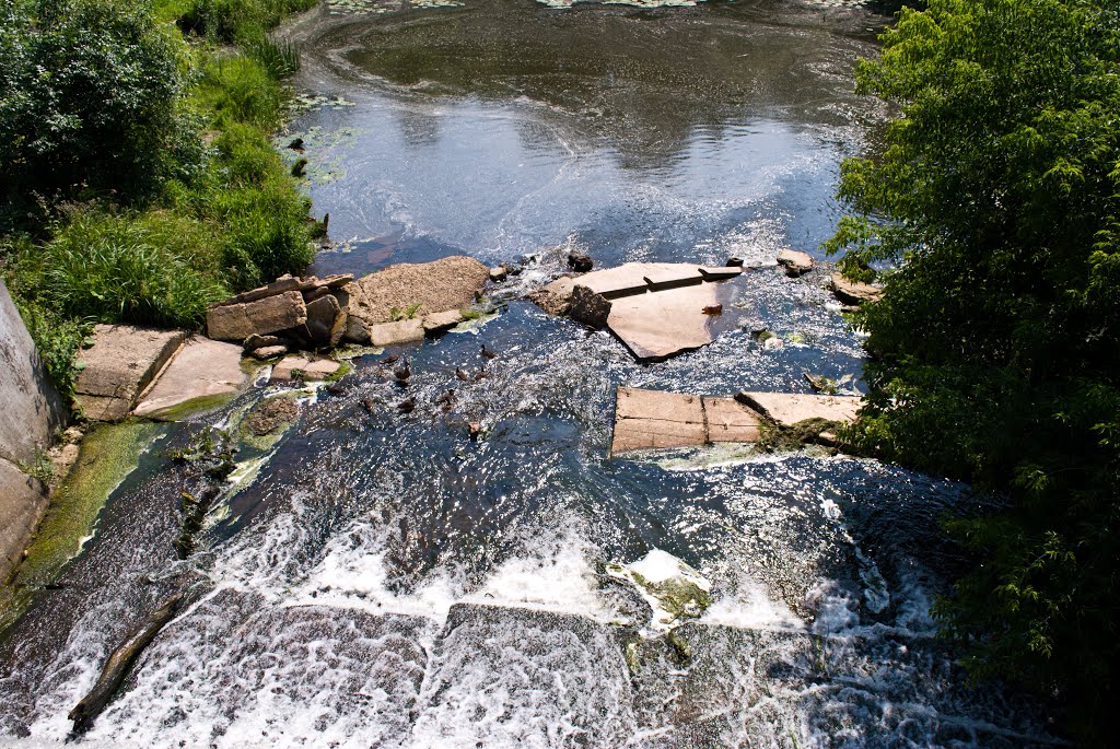 Водопад на реке Десна после плотины в Ельне, Ельня