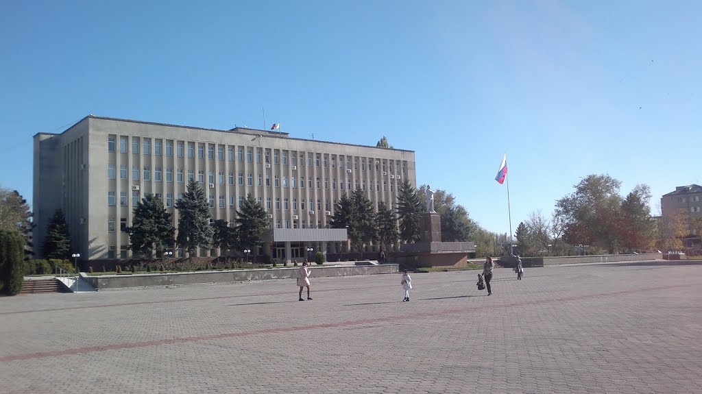 Центральная площадь, 2013., Изобильный