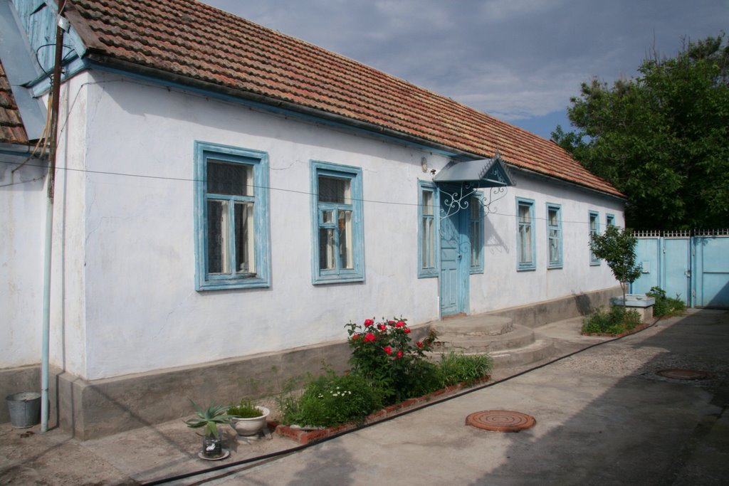 Саманный дом на улице Революционная, Буденновск