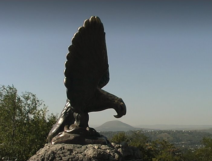 Eagle pecking a snake - a symbol of the Caucasian Mineral Waters, Пятигорск