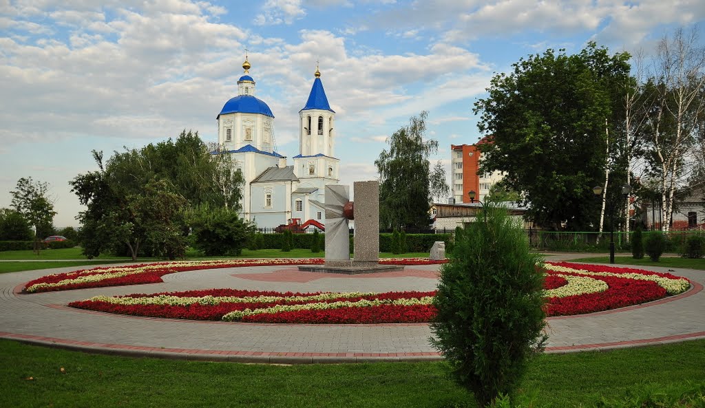 Памятник жертвам ядерных катастроф и церковь Покрова Пресвятой Богородицы, Тамбов