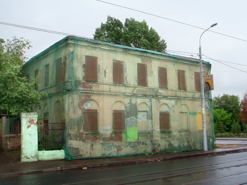 Building of a former Muslim childrens shelter of Yunusovs brothers, Брежнев
