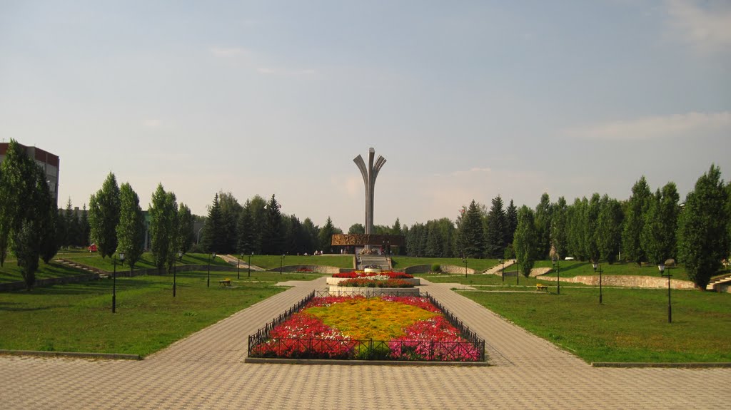 Монумент первооткрывателям нефти Татарии, Лениногорск