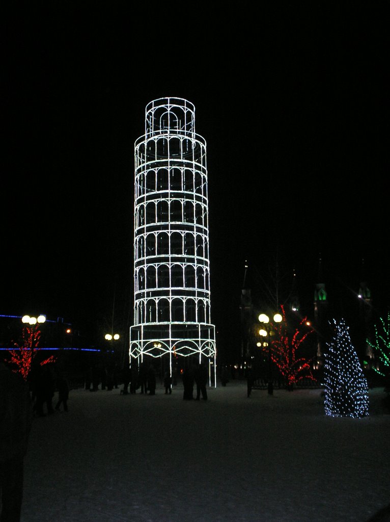Копия Пизанской башни. Высотой с шести этажный дом., Нижнекамск
