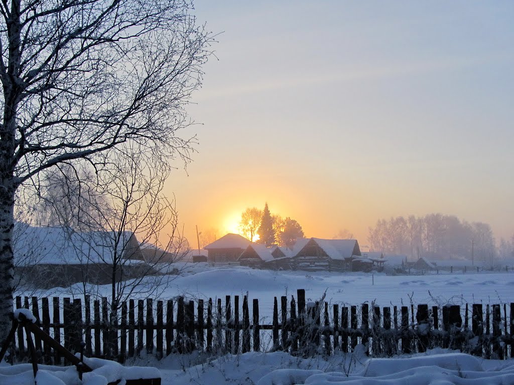 Восход Солнца зимой., Молчаново