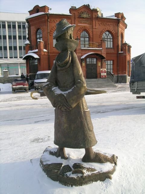 monumento al A. Cxehov flanke de dorso, Томск