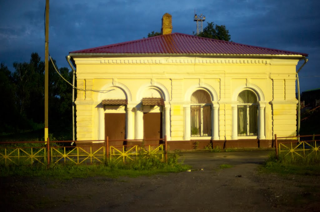 Алексинский вокзал, Алексин