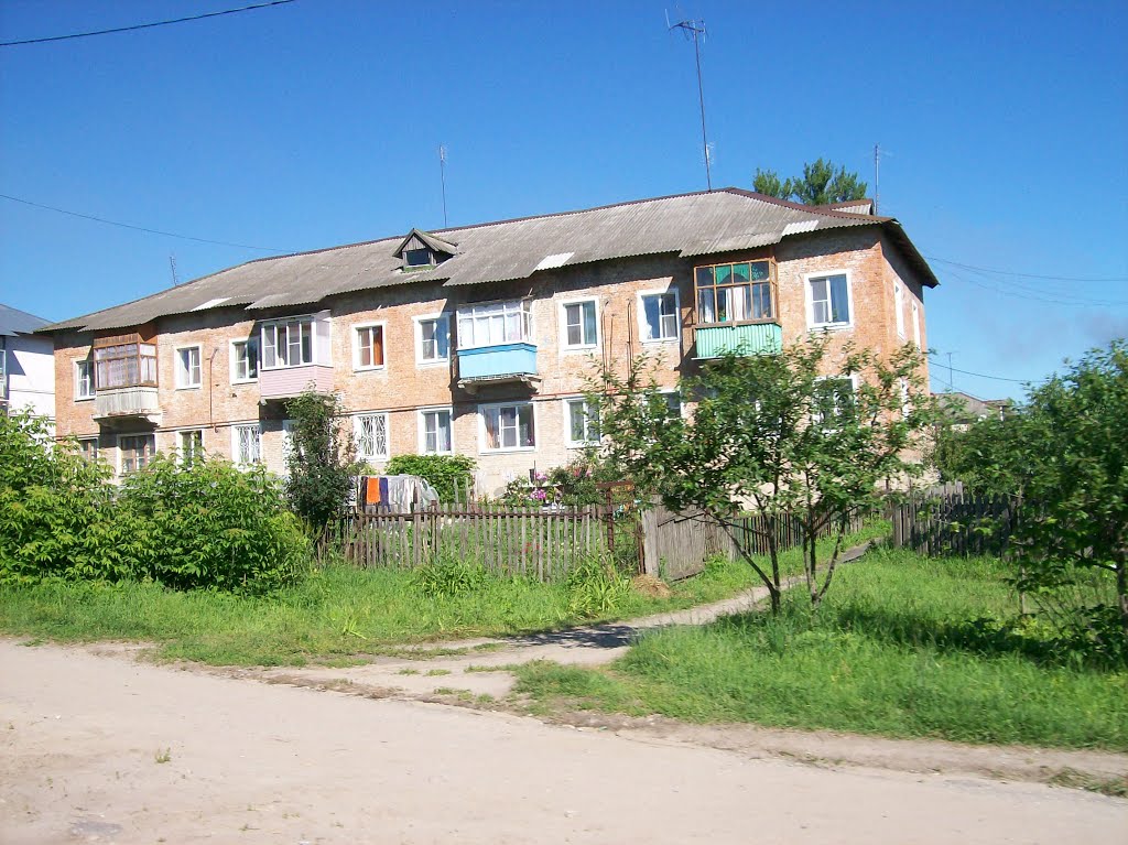Двухэтажный Суворов, Суворов