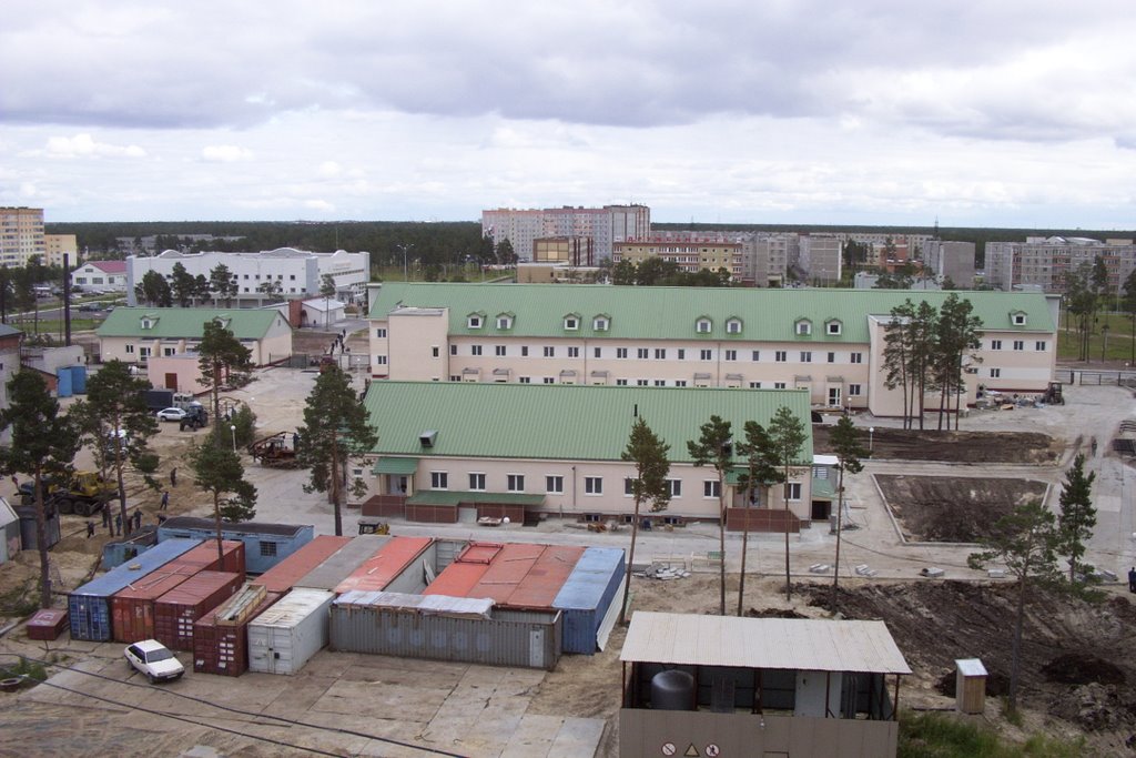 Blick auf das Krankenhaus von Kogalym 2002, Когалым