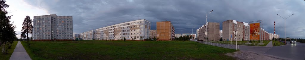 Ночная панорама ул.Прибалтийской (Baltic Street. Panorama)180*, Когалым