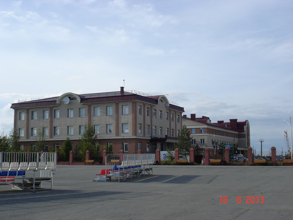 Больница, Излучинск