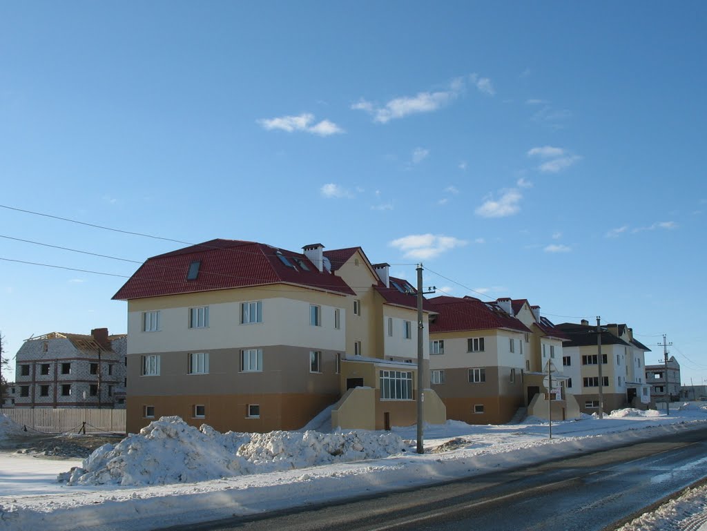 Новые дома построенные в 13-ом микрорайоне, Губкинский